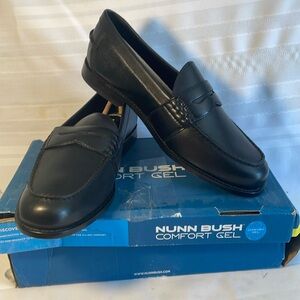 Nunn Bush Black Leather Slip-On Loafers Classic Design